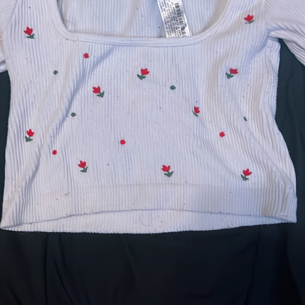 cropped ribbed long sleeve - Picture 2 of 3